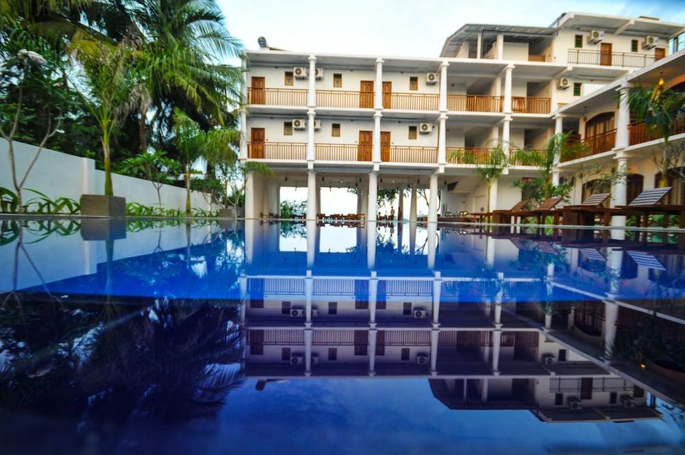 Yala Oga Reach Hotel Tissamaharama Exterior foto