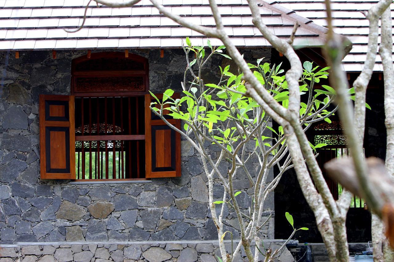 Yala Oga Reach Hotel Tissamaharama Exterior foto