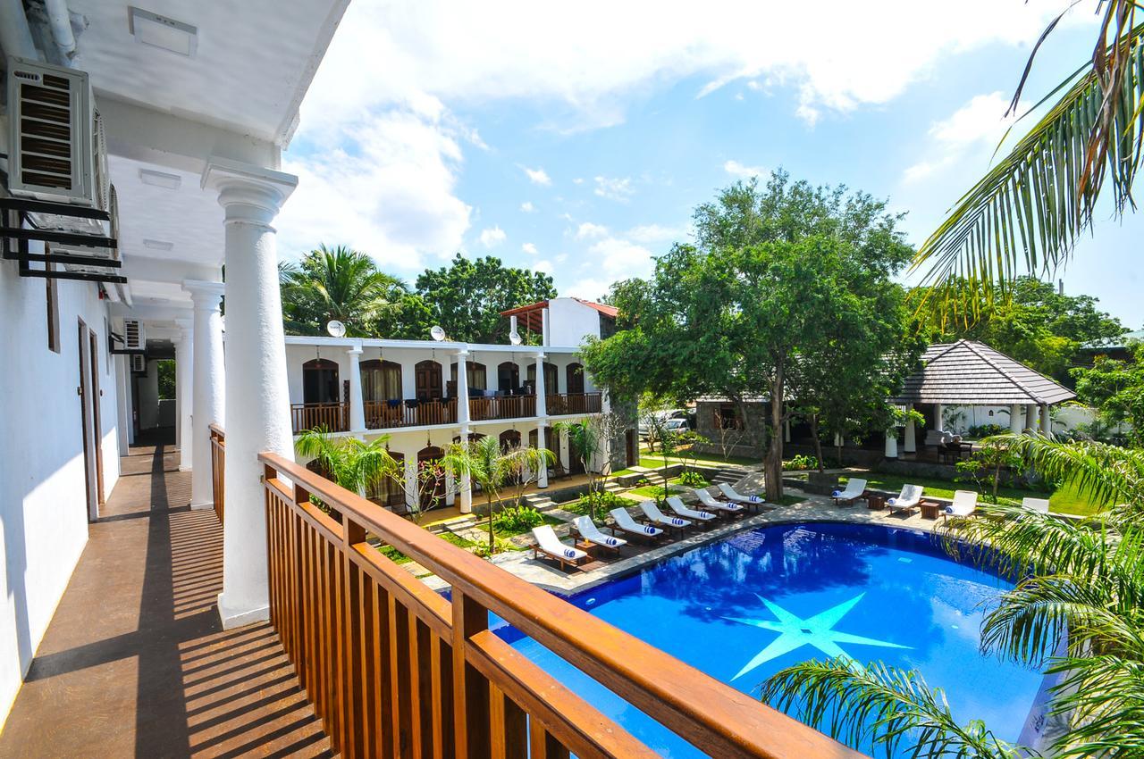 Yala Oga Reach Hotel Tissamaharama Exterior foto